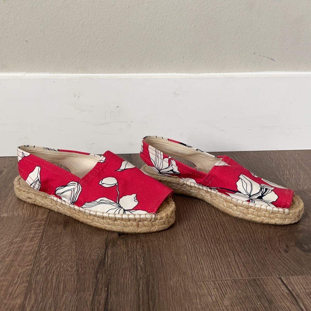 Shoes - Picture 2 of 2